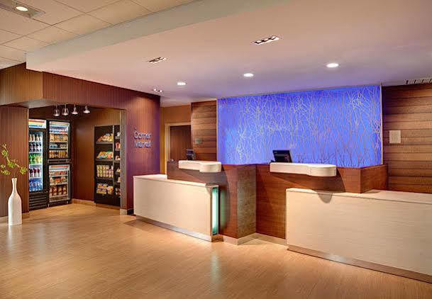 Fairfield Inn & Suites By Marriott Springfield Holyoke Exterior foto